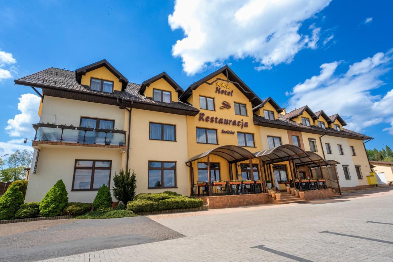 Hotel Szelcow Lesko Exteriér fotografie